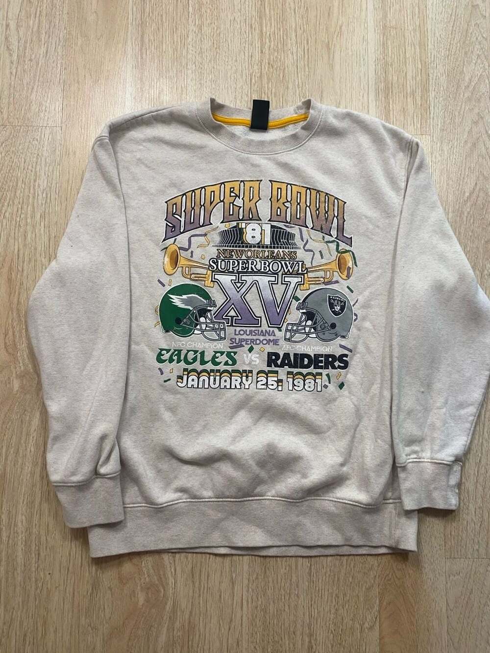 NFL Team Apparel Super Bowl XV Eagles vs Raiders Crewneck Sweatshirt Size L